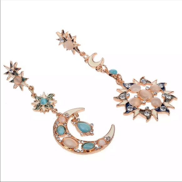 NEW ‘Spell Bound’ Earrings - Picture 4 of 6